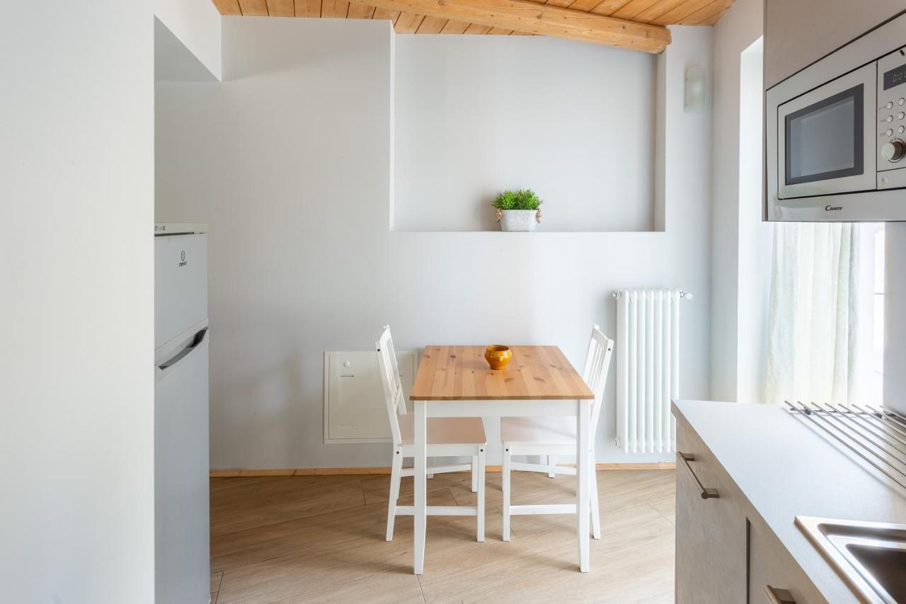 Apartament La Posteria by iCasamia Orino Zewnętrze zdjęcie