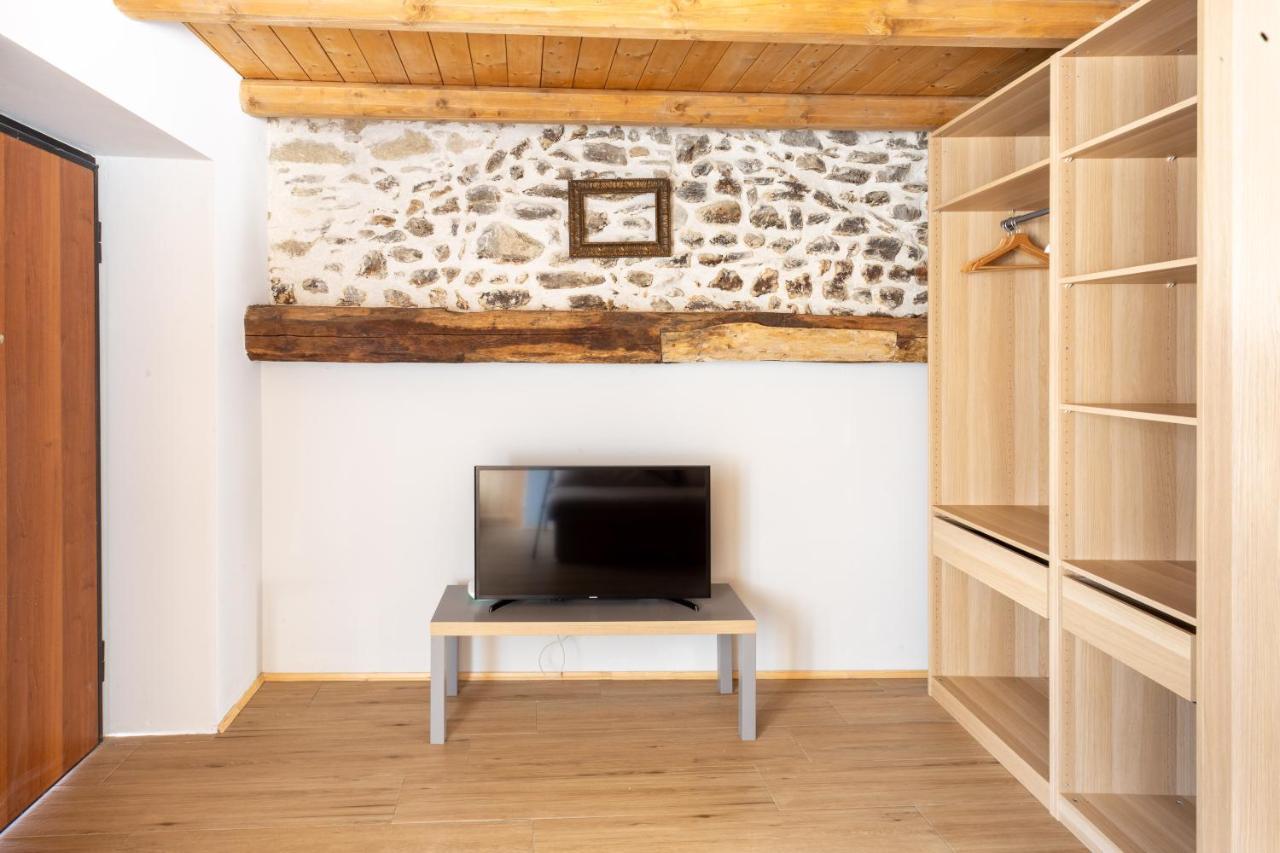 Apartament La Posteria by iCasamia Orino Zewnętrze zdjęcie