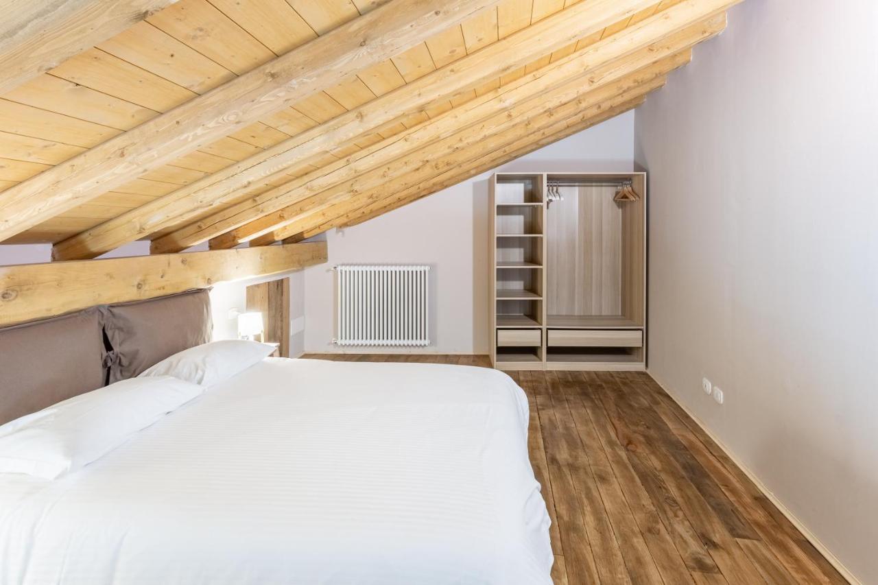Apartament La Posteria by iCasamia Orino Zewnętrze zdjęcie