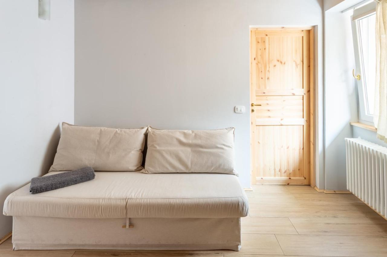 Apartament La Posteria by iCasamia Orino Zewnętrze zdjęcie