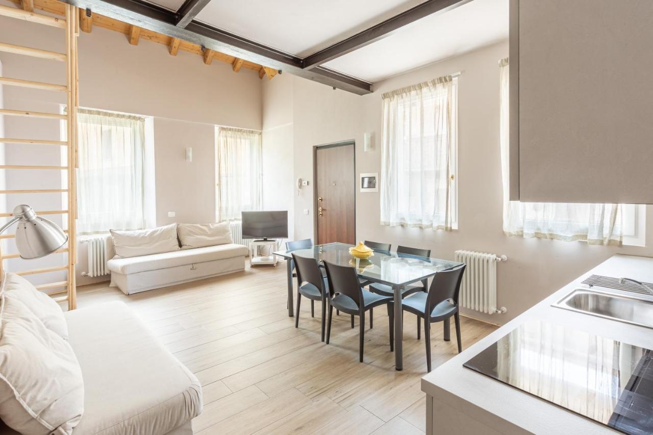 Apartament La Posteria by iCasamia Orino Zewnętrze zdjęcie