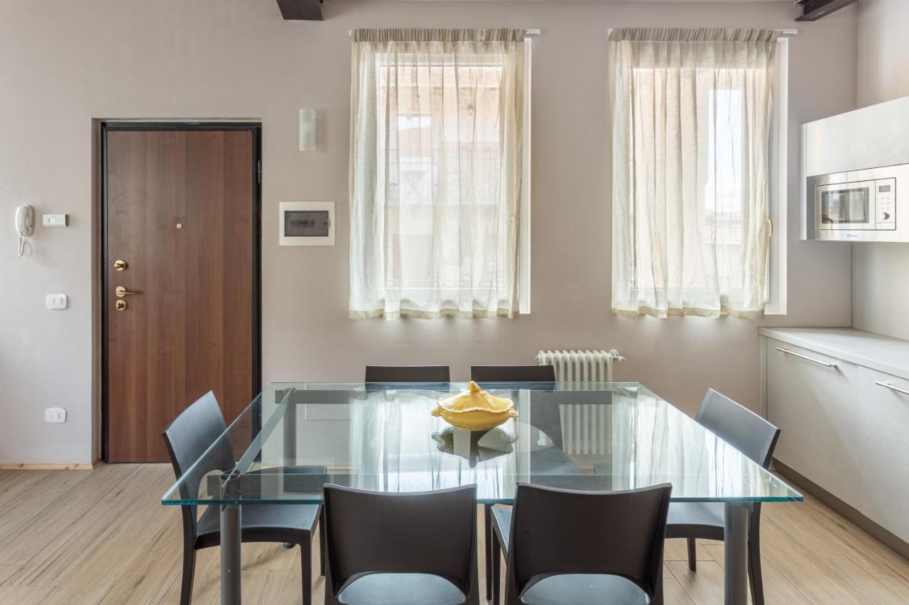 Apartament La Posteria by iCasamia Orino Zewnętrze zdjęcie