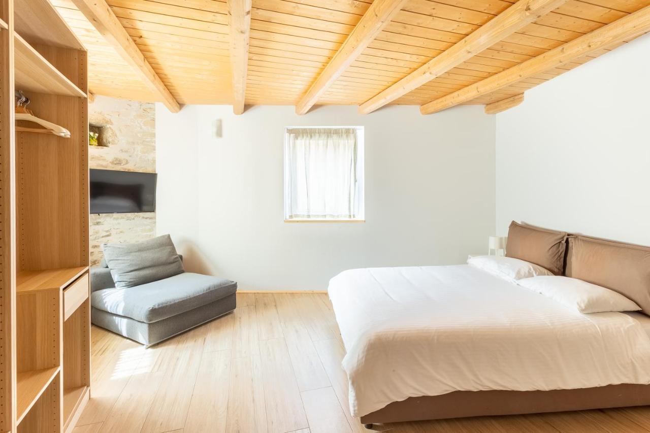 Apartament La Posteria by iCasamia Orino Zewnętrze zdjęcie